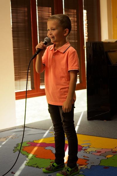 PB074926.jpg - OLYMPUS DIGITAL CAMERA