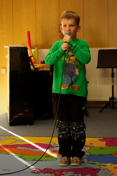 PB074935.jpg - OLYMPUS DIGITAL CAMERA