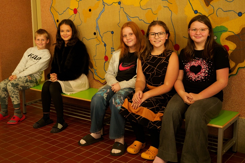 PB075040.jpg - OLYMPUS DIGITAL CAMERA