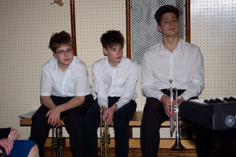 PC165239.jpg - OLYMPUS DIGITAL CAMERA